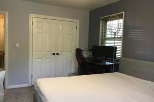 58-14 251st St, New York City, NY 11362 - Photo 9