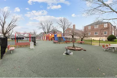 58-14 251st Street #1, New York City, NY 11362 - Photo 17