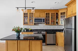 415 Argyle Rd, New York City, NY 11218 - Photo 9
