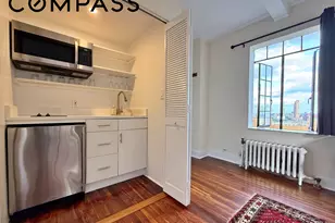 25 Tudor City Pl, New York City, NY 10017 - Photo 3