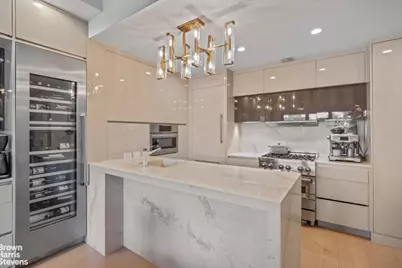 5-49 Borden Avenue #2B, New York City, NY 11101 - Photo 31