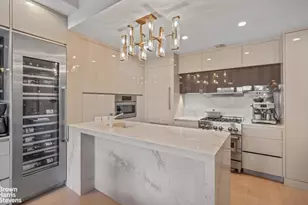 5-49 Borden Ave, New York City, NY 11101 - Photo 31