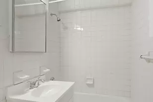 520 E 76th St, New York, NY 10021 - Photo 9