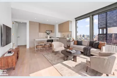 3 Court Square #3908, New York City, NY 11101 - Photo 1