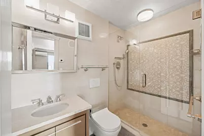 25-40 Shore Boulevard #PH18D, New York City, NY 11102 - Photo 11