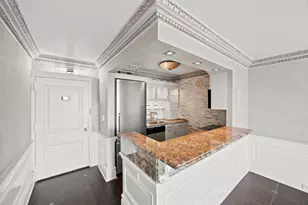 25-40 Shore Blvd, New York City, NY 11102 - Photo 3