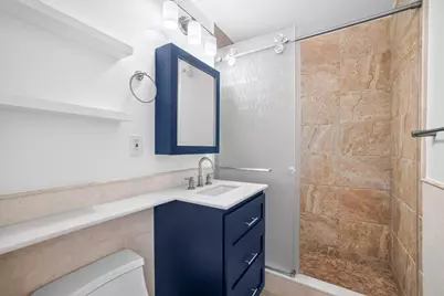 531 Main Street #718, New York City, NY 10044 - Photo 13