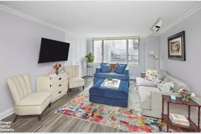 130 W 67th Street #9M, New York, NY 10023 - Photo 1
