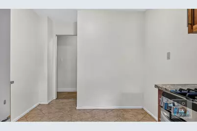 383 Grand Street #M1305, New York City, NY 10002 - Photo 9