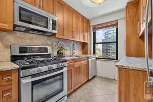 383 Grand St, New York City, NY 10002 - Photo 7