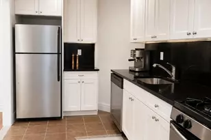 521 W 122nd St, New York, NY 10027 - Photo 3