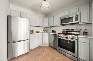 593 17th St, New York City, NY 11218 - Photo 5