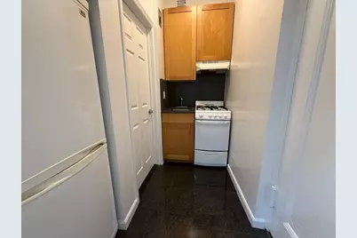 151 E 81st Street #3C, New York City, NY 10028 - Photo 3