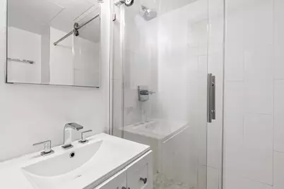 190 E 72nd Street #19B, New York City, NY 10021 - Photo 9