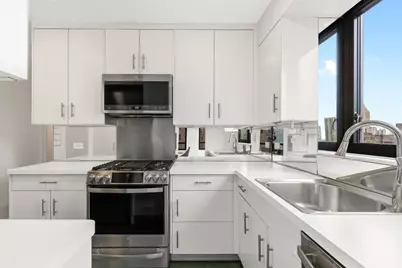 190 E 72nd Street #19B, New York City, NY 10021 - Photo 5