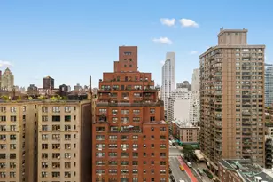 190 E 72nd St, New York City, NY 10021 - Photo 3