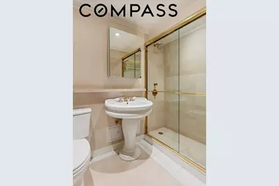 10 E 70th Street #3A, New York City, NY 10021 - Photo 11