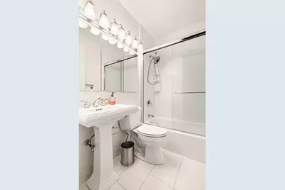 233 E 86th Street #6B, New York, NY 10028 - Photo 3