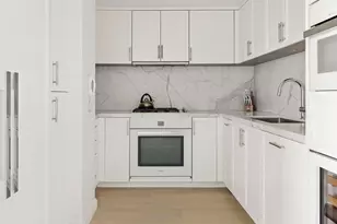212 Warren St, New York City, NY 10282 - Photo 7
