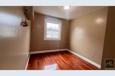 133-19 97th Avenue #1, New York City, NY 11419 - Photo 5