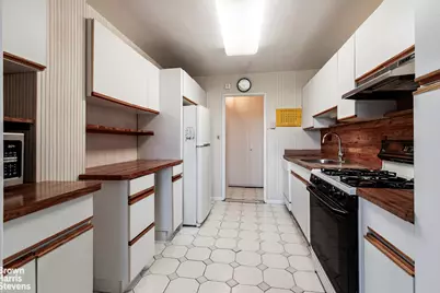 3935 Blackstone Avenue #10C, Bronx, NY 10471 - Photo 5