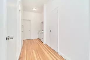 353 W 44th St, New York City, NY 10036 - Photo 5