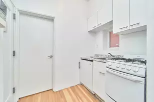 353 W 44th St, New York City, NY 10036 - Photo 7