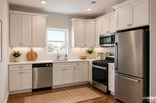 109 Gower St, New York City, NY 10314 - Photo 13