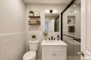 109 Gower St, New York City, NY 10314 - Photo 5