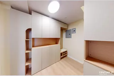 109 Gower Street, New York City, NY 10314 - Photo 21