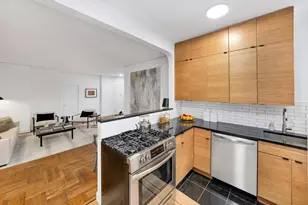25 Minetta Ln, New York, NY 10012 - Photo 3