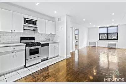 255 W 14th Street #5J, New York, NY 10011 - Photo 1