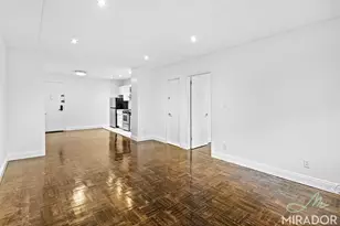 255 W 14th St, New York, NY 10011 - Photo 3