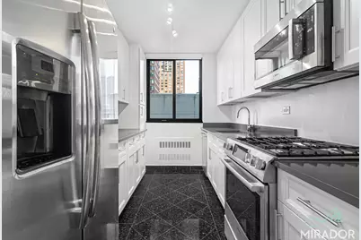 145 W 67th Street #4G, New York, NY 10023 - Photo 5