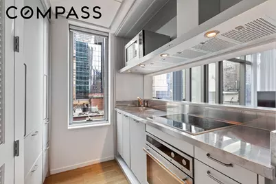 18 W 48th Street #17C, New York City, NY 10036 - Photo 3
