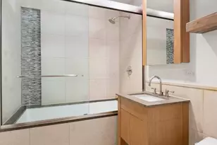 350 W 42nd St, New York, NY 10036 - Photo 9