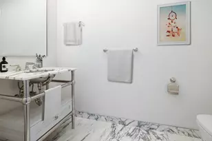 344 W 72nd St, New York City, NY 10023 - Photo 9