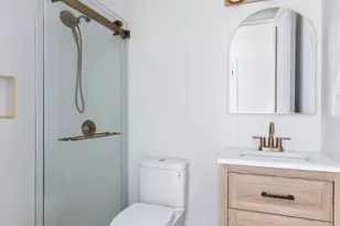 128 Summit St, New York City, NY 11231 - Photo 9