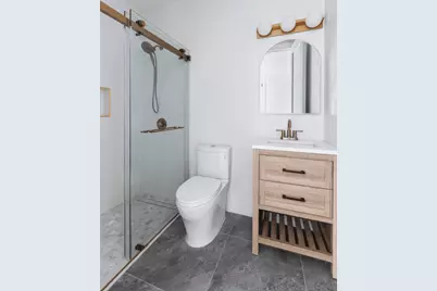 128 Summit Street #3, New York City, NY 11231 - Photo 9