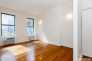 1560 York Ave, New York, NY 10028 - Photo 1