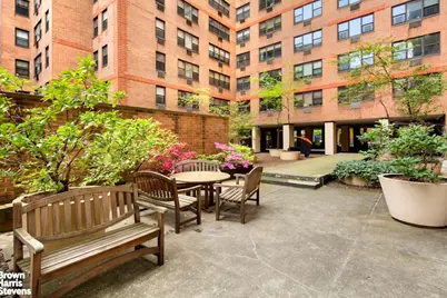 340 E 80th Street #5J, New York City, NY 10075 - Photo 11