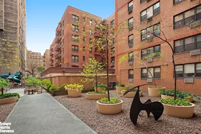 340 E 80th Street #5J, New York City, NY 10075 - Photo 9