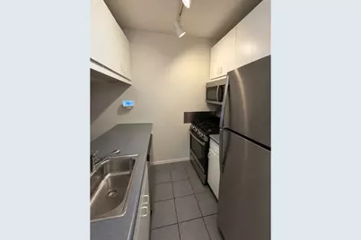 303 E 60th Street #18F, New York City, NY 10022 - Photo 3