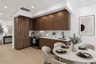 371 Hawthorne St, New York City, NY 11225 - Photo 3