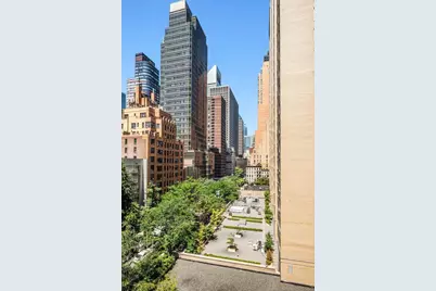333 E 55th Street #8H, New York City, NY 10022 - Photo 9