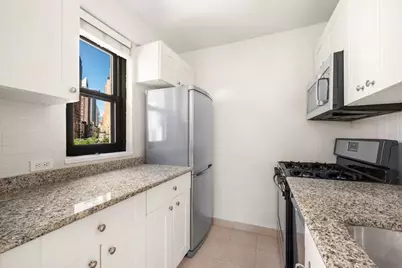 333 E 55th Street #8H, New York City, NY 10022 - Photo 7