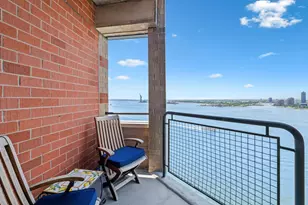 377 Rector Pl, New York City, NY 10280 - Photo 11
