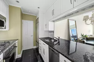 377 Rector Pl, New York City, NY 10280 - Photo 3