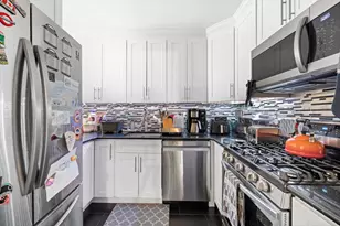 30 W 61st St, New York, NY 10023 - Photo 5