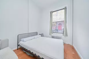 331 W 43rd St, New York City, NY 10036 - Photo 3
